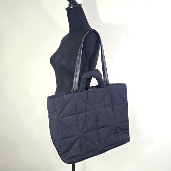 A New Day Quilted Black Tote Bag with Side Zipper and Faux Leather Handles - Picture 1 of 8